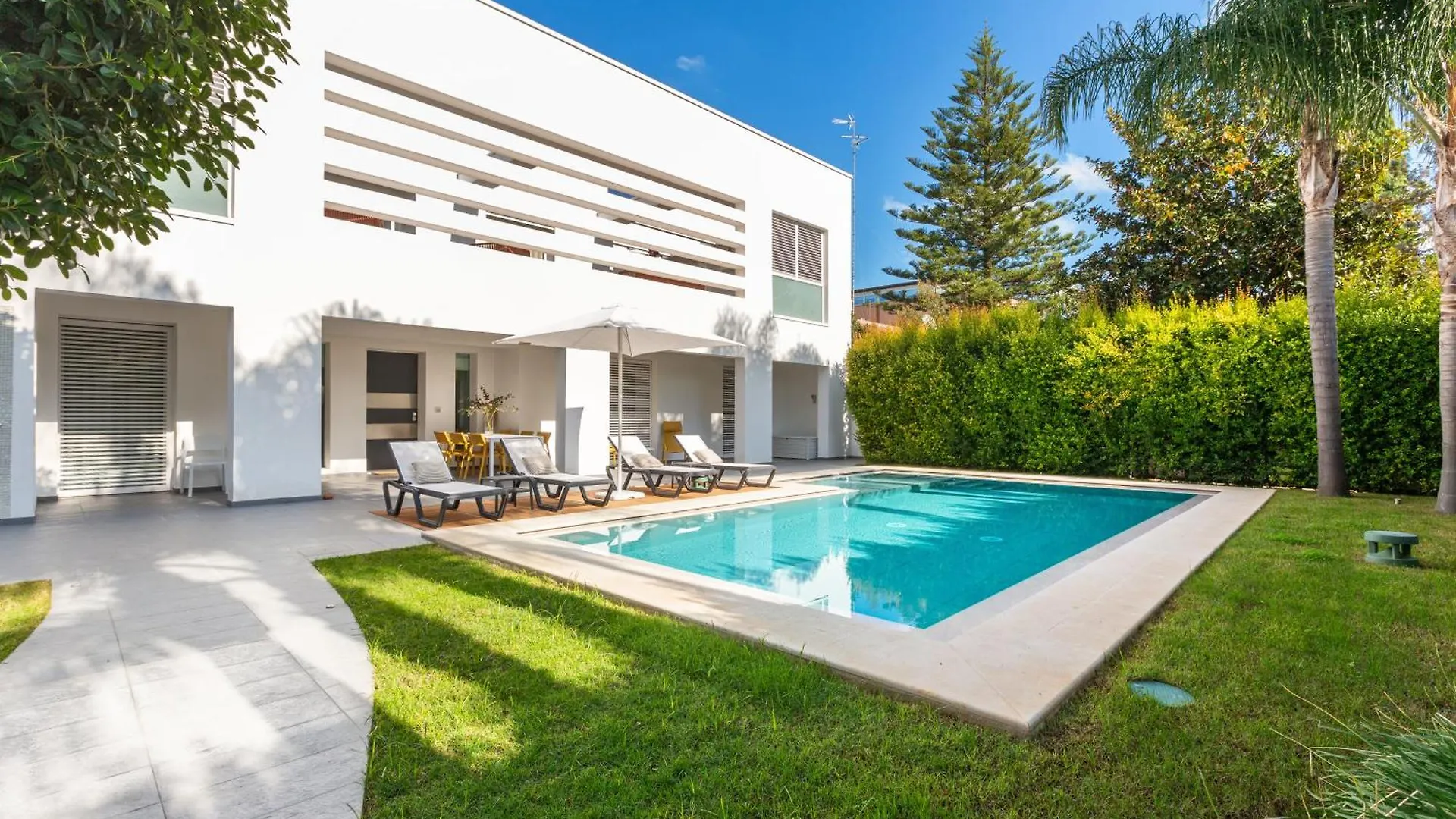 Villa Acquadimare - Pool Terrace Jacuzzi Lecce 0*,  Italy
